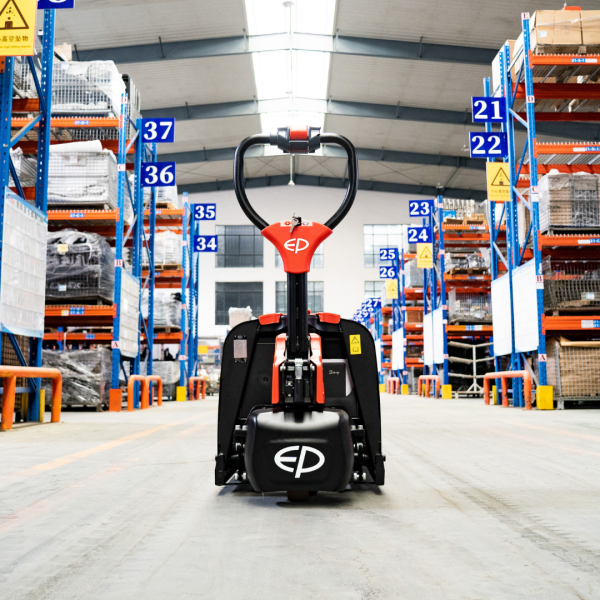 Transpalette électrique compact au lithium 1 500 kg F4 – Image 7