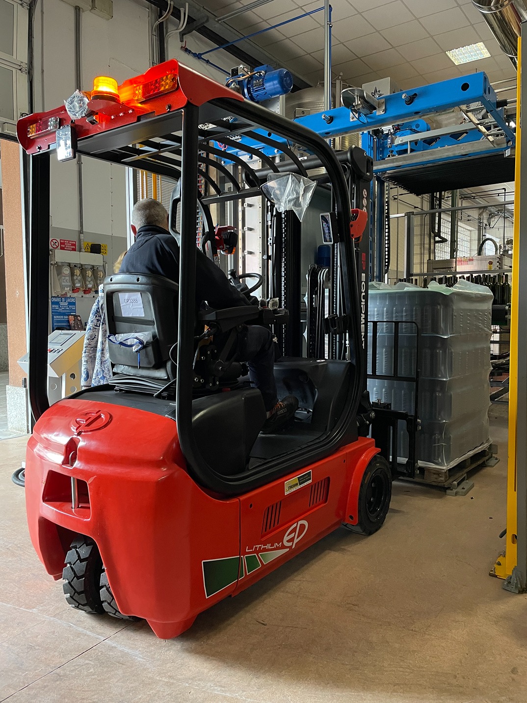 Chariot élevateur électrique