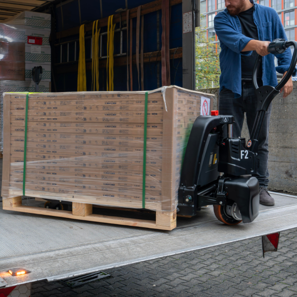 Transpalette électrique compact au lithium 1 500 kg F2 – Image 4
