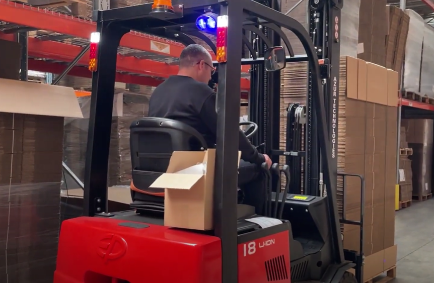 Chariot élévateur électrique